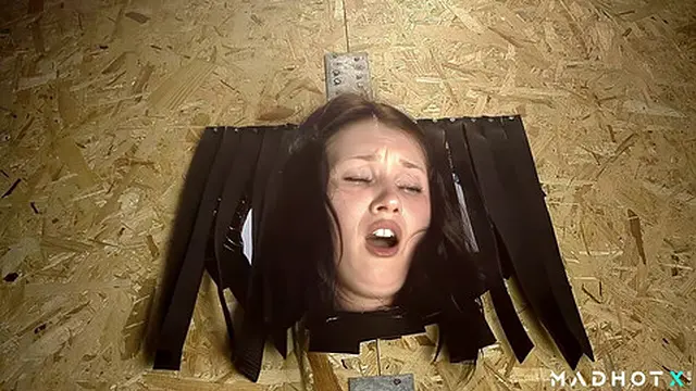 Gorgeous teen opens her legs for wild fun with everyone at the club