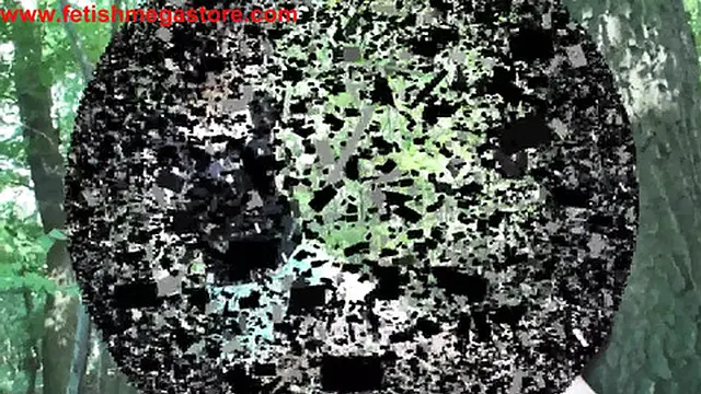 tongue in mouth girls