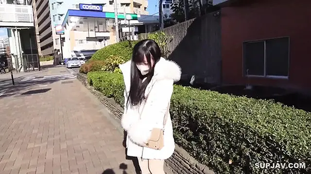 Hot Asian Beauty 21560