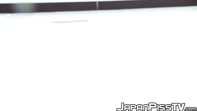 Japanese teen urinating till the floor is soaked