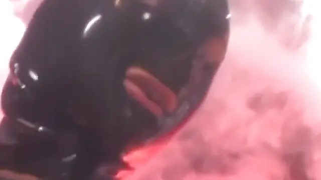 PussyCatsLatex com - Lesbian dominatrix plays with latex sub′s pussy🌮️