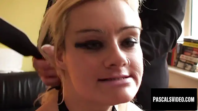 Blonde enjoys deep throat and intense cock🌭 play