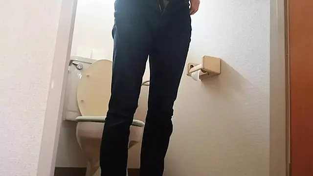 Private🤫 bathroom scene