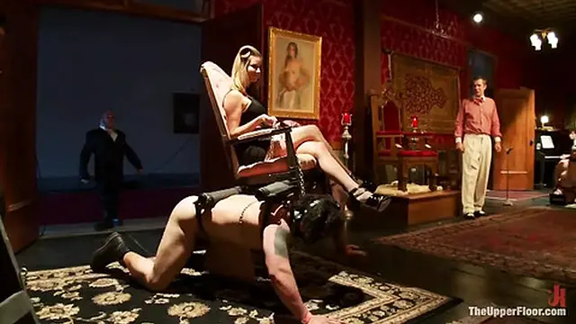 Matresse Madeline enjoys the upper floor′s intimate welcome