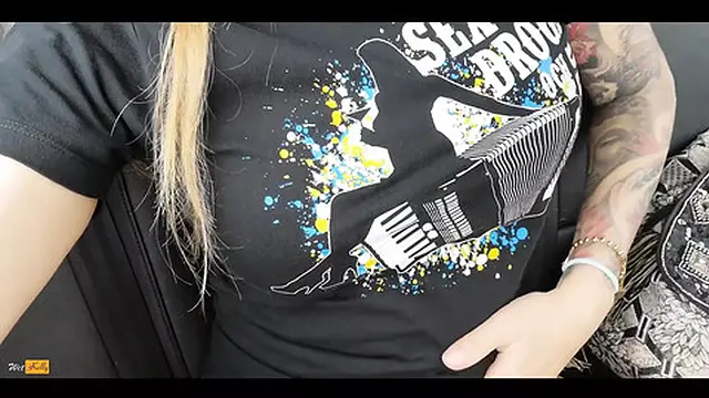 Intimate Moments in a Parking Lot Seduction