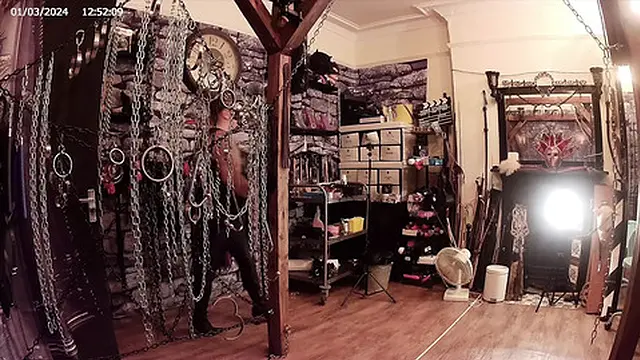 Part 1 - First encounter with Domina Satana in the dark