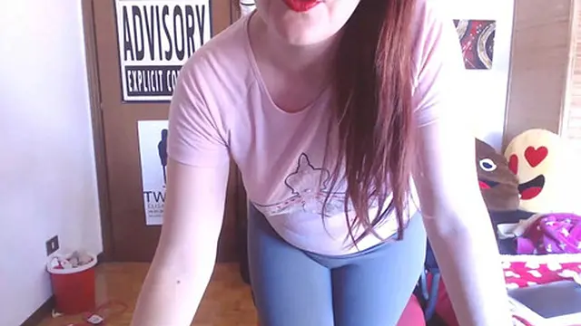 Beautiful Italian milf with sweet yoga pants has really wet orgasms