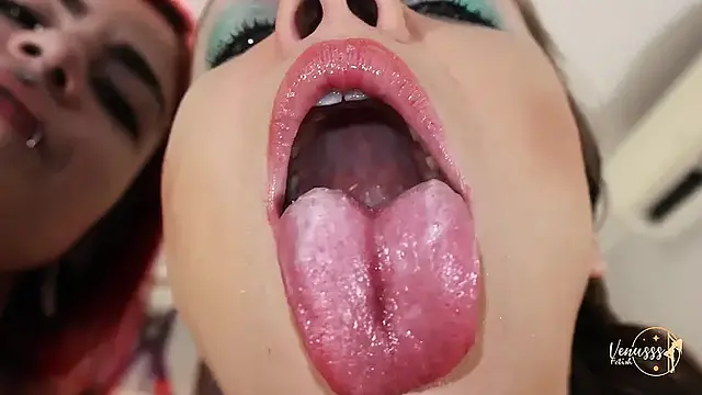 Prey to Two Sexy and Voracious Giants! Giantess Fetish