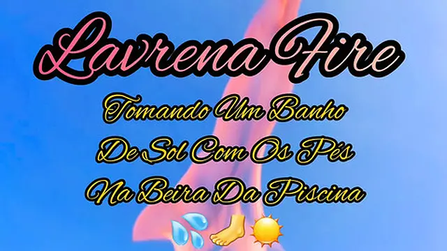 Relaxing by the pool with feet in the sun ????