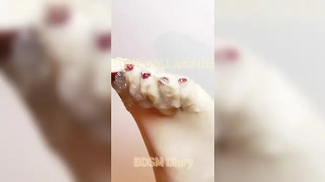 Stocking Slave Aaruna′s Kinky Foot Play & Dirty Dreams